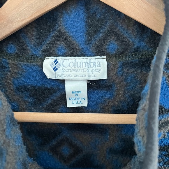 Vintage Y2K Columbia Men's Aztec Patterned Half Zip Fleece - Picture 6 of 9